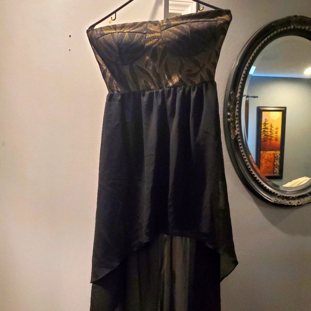 Wet Seal Strapless Black/Gold Dress